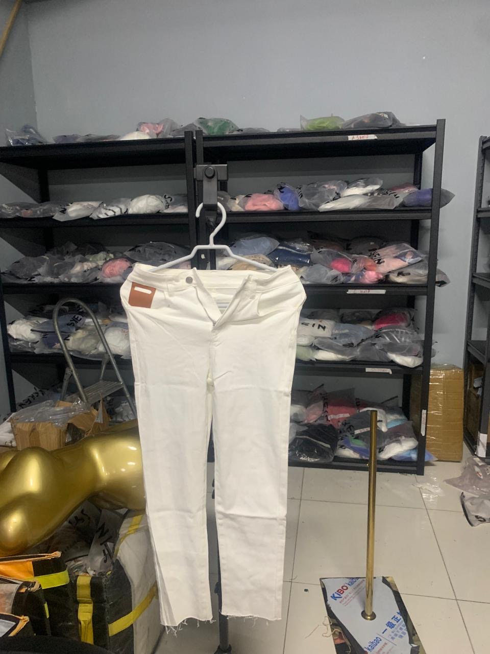 Snow White jeans